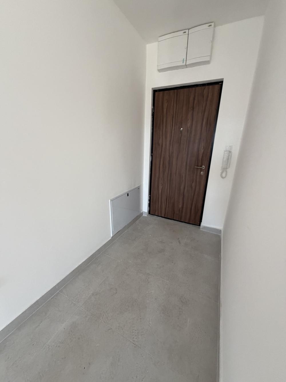 Slika 2 - Trosoban, 66m2, Telep Novi Sad, sa terasom