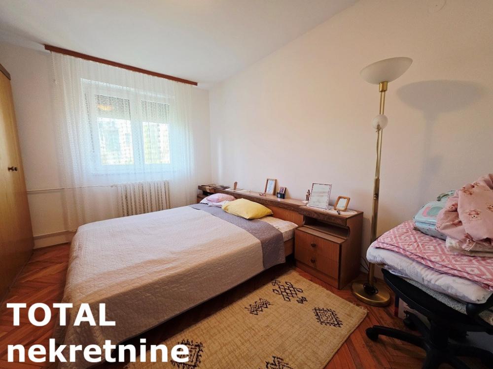 Slika 6 - Stan,NOVI SAD,BULEVAR,kv: 52.00, € 120000, ID: 1102514