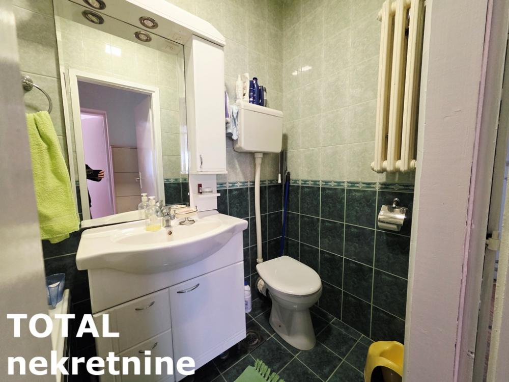 Slika 9 - Stan,NOVI SAD,BULEVAR,kv: 52.00, € 120000, ID: 1102514