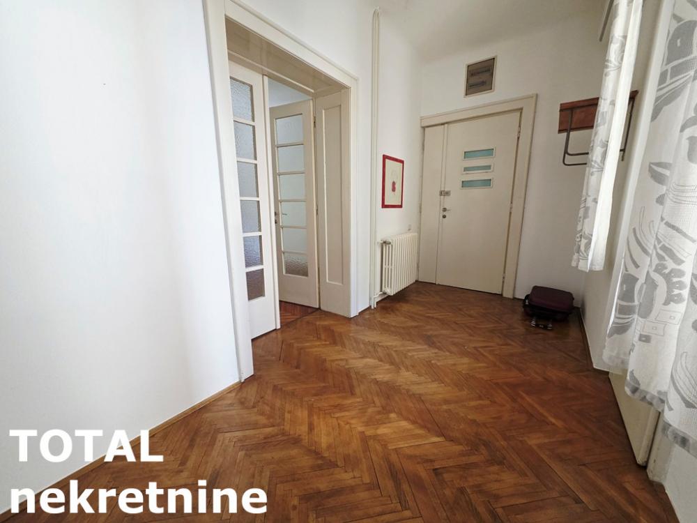 Slika 11 - Stan,NOVI SAD,CENTAR,kv: 72.00, € 206000, ID: 1102516