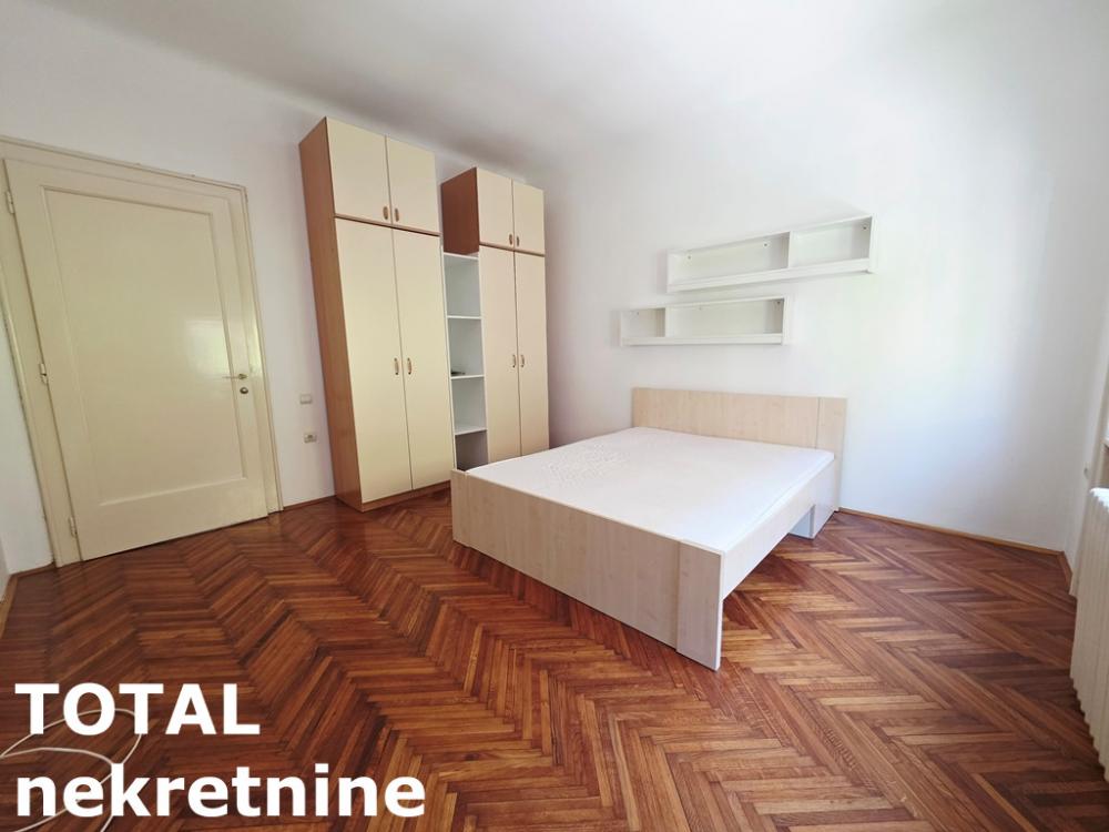 Slika 8 - Stan,NOVI SAD,CENTAR,kv: 72.00, € 206000, ID: 1102516