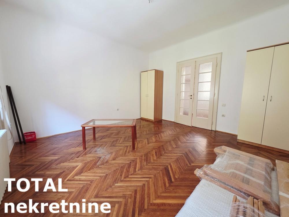 Slika 2 - Stan,NOVI SAD,CENTAR,kv: 72.00, € 206000, ID: 1102516