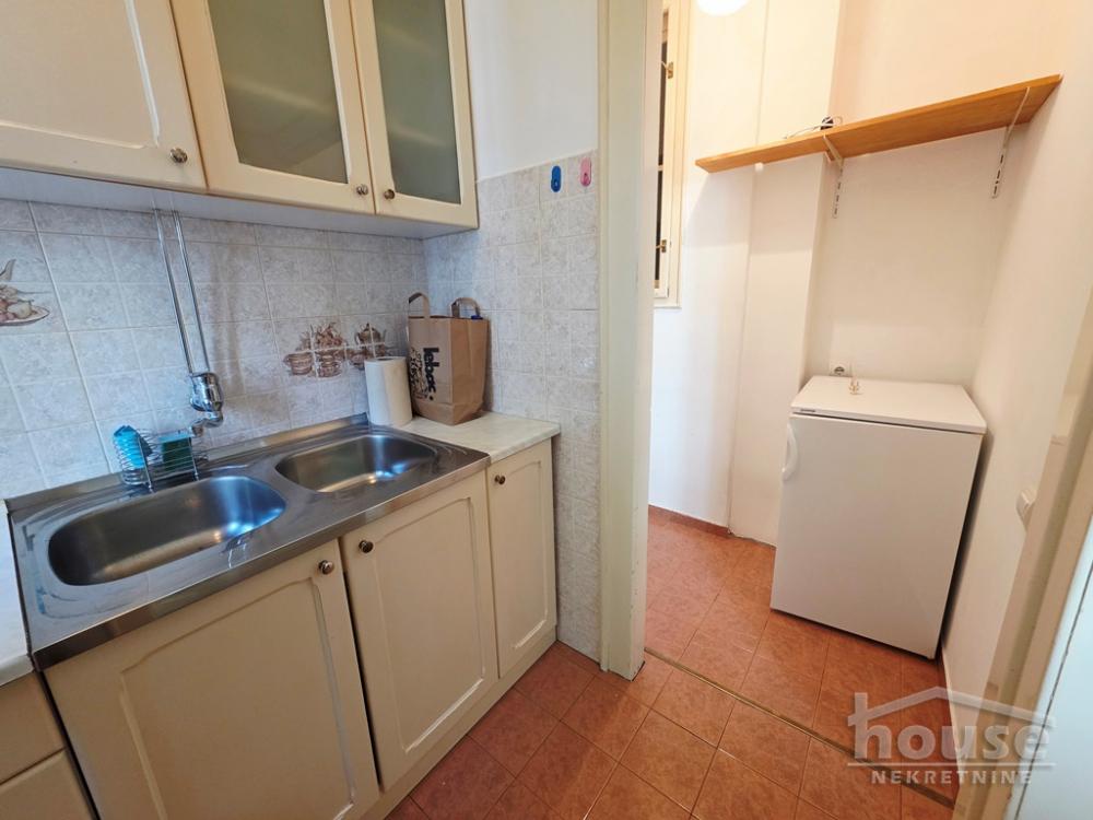 Slika 4 - Stan,NOVI SAD,CENTAR,kv: 72.00, € 206000, ID: 1065668