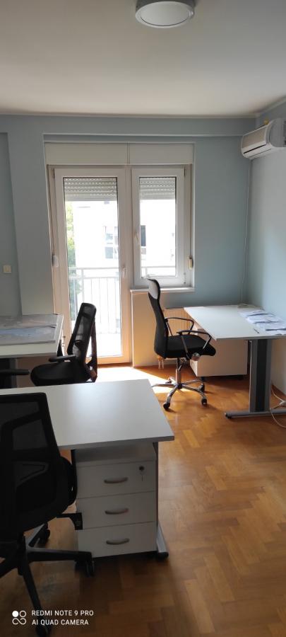 Slika 2 - Trosoban stan Centar-Spens