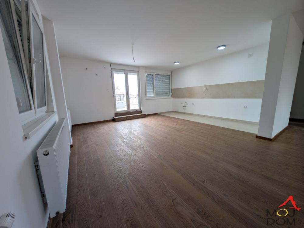 Slika 1 - Stan,NOVI SAD,TELEP,kv: 207, € 362500, ID: 1029259