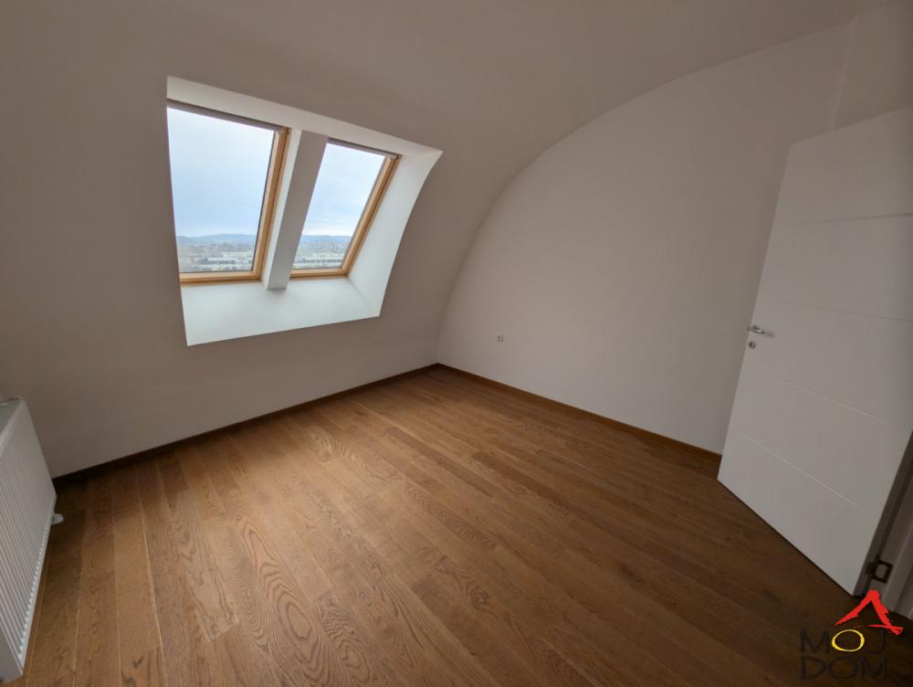 Slika 7 - Stan,NOVI SAD,TELEP,kv: 207, € 362500, ID: 1029259