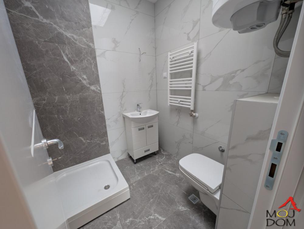 Slika 9 - Stan,NOVI SAD,TELEP,kv: 207, € 362500, ID: 1029259