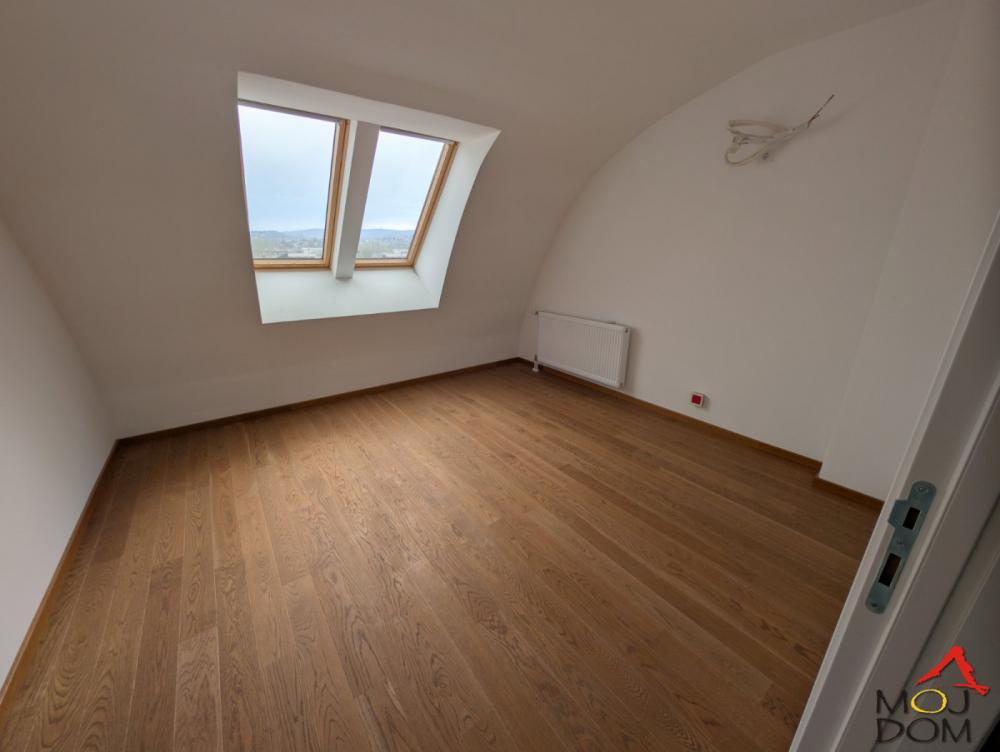 Slika 5 - Stan,NOVI SAD,TELEP,kv: 207, € 362500, ID: 1029259