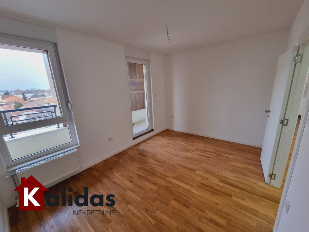 Slika 5 - Stan,NOVI SAD,TELEP,kv: 63, € 169950, ID: 1008701