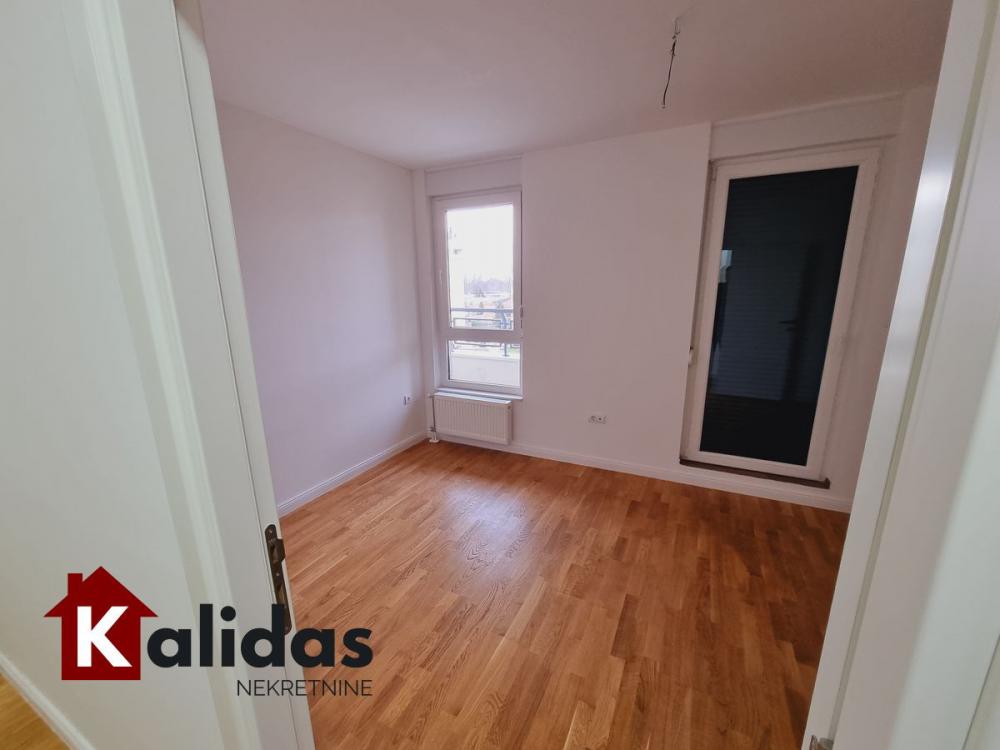 Slika 4 - Stan,NOVI SAD,TELEP,kv: 63, € 169950, ID: 1008701