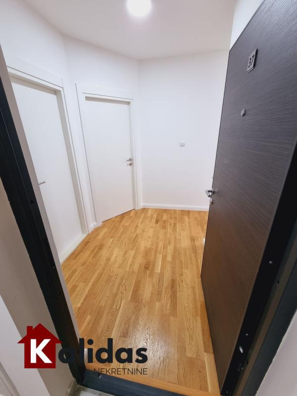 Slika 7 - Stan,NOVI SAD,TELEP,kv: 63, € 169950, ID: 1008701