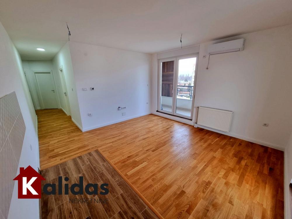 Slika 3 - Stan,NOVI SAD,TELEP,kv: 63, € 169950, ID: 1008701