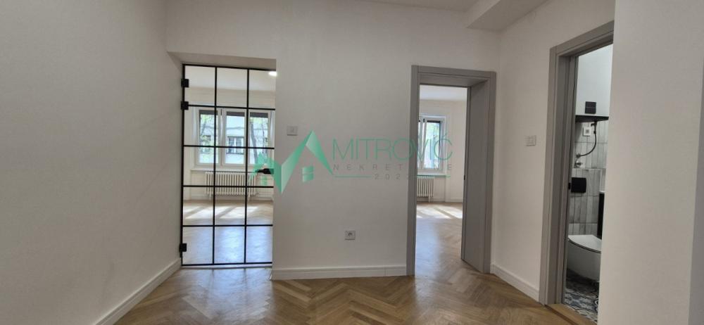 Slika 6 - Novi Sad, Centar - Kompletno renoviran Trosoban stan 85m2 u Centru Novog Sada 