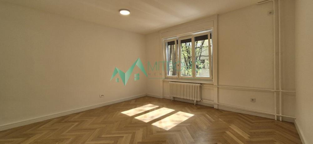 Slika 7 - Novi Sad, Centar - Kompletno renoviran Trosoban stan 85m2 u Centru Novog Sada 