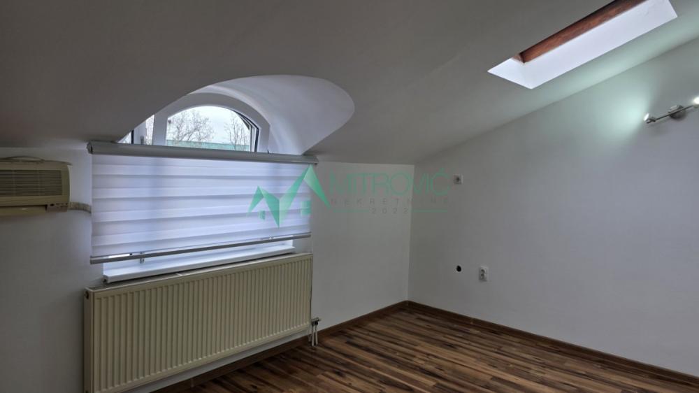 Slika 3 - Novo Naselje. 22m2. Useljiv  stan. 