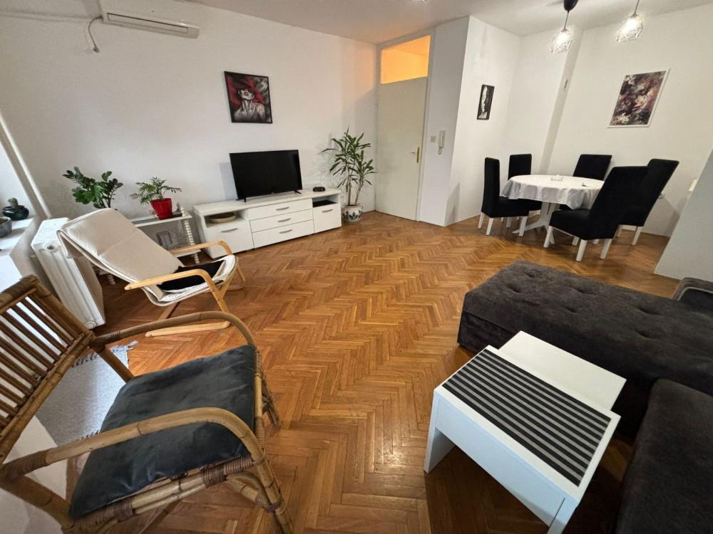 Slika 3 - Stan,NOVI SAD,BULEVAR,kv: 63.00, € 149350, ID: 1059337