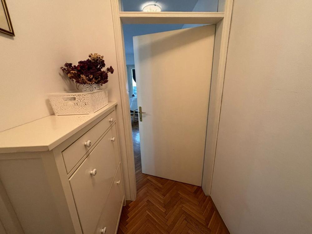 Slika 9 - Stan,NOVI SAD,BULEVAR,kv: 63.00, € 149350, ID: 1059337