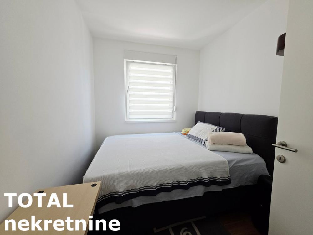 Slika 7 - Stan,NOVI SAD,LIPOV GAJ,kv: 72.00, € 151200, ID: 1102515