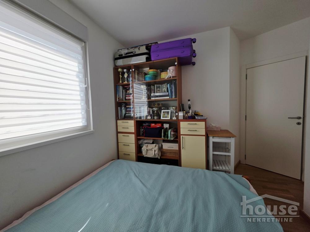 Slika 9 - Stan,NOVI SAD,LIPOV GAJ,kv: 72.00, € 151200, ID: 1065667
