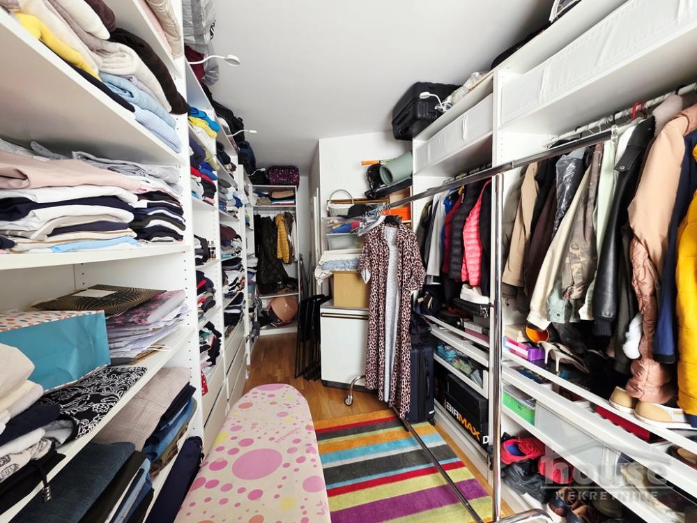 Slika 11 - Stan,NOVI SAD,LIPOV GAJ,kv: 72.00, € 151200, ID: 1065667