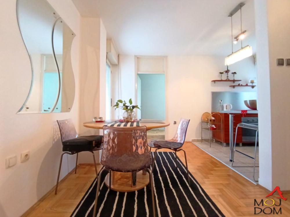 Slika 4 - Stan,NOVI SAD,BULEVAR,kv: 51, € 152450, ID: 1032083