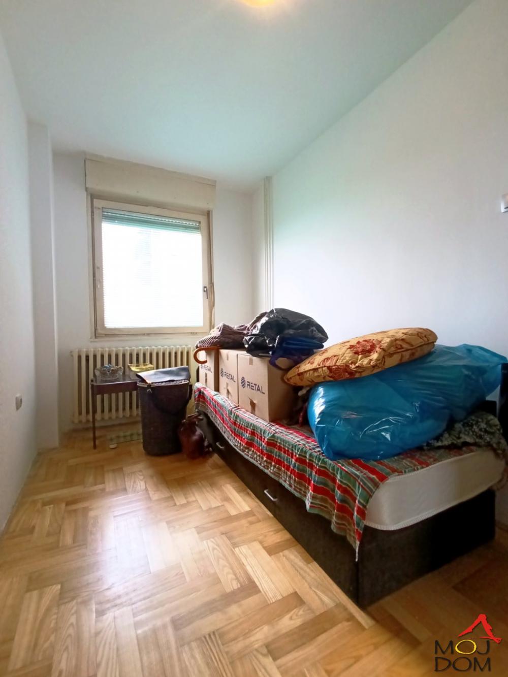 Slika 11 - Stan,NOVI SAD,BULEVAR,kv: 51, € 152450, ID: 1032083