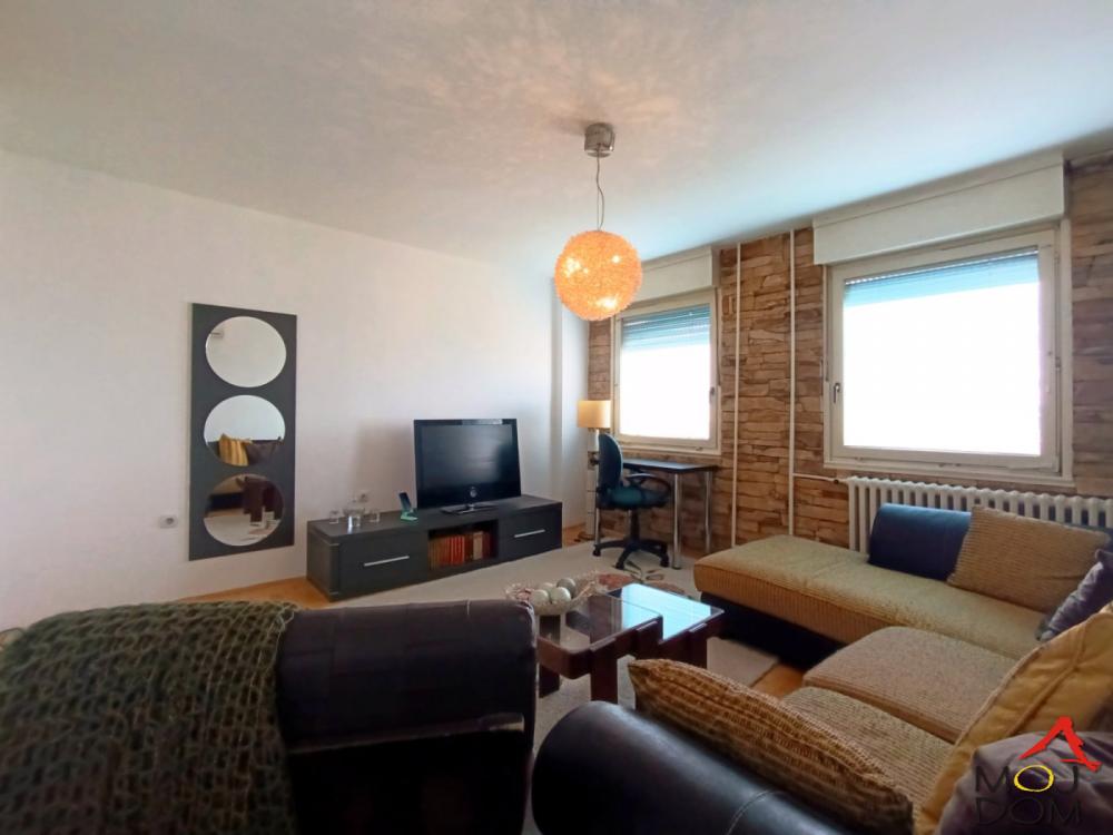 Slika 3 - Stan,NOVI SAD,BULEVAR,kv: 51, € 152450, ID: 1032083