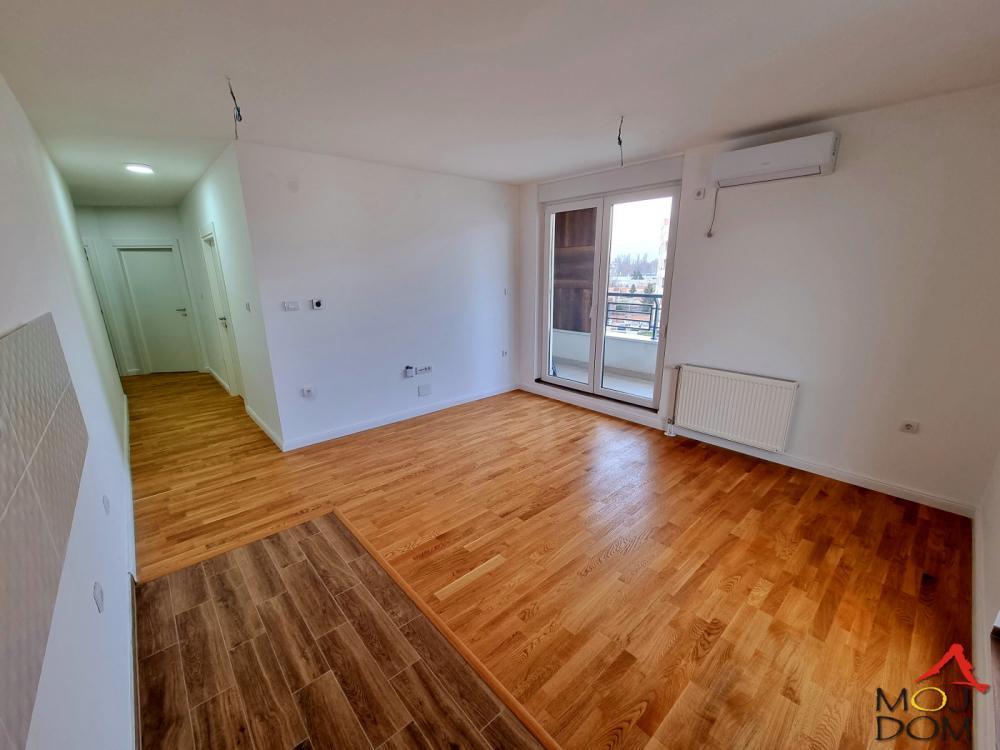 Glavna slika -Stan,NOVI SAD,SOMBORSKI BULEVAR,kv: 63, € 169950, ID: 1032095