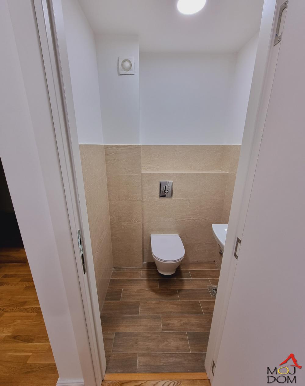 Slika 10 - Stan,NOVI SAD,SOMBORSKI BULEVAR,kv: 63, € 169950, ID: 1032095