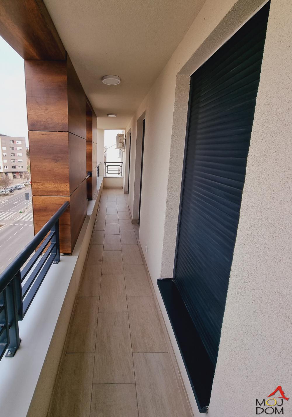 Slika 11 - Stan,NOVI SAD,SOMBORSKI BULEVAR,kv: 63, € 169950, ID: 1032095