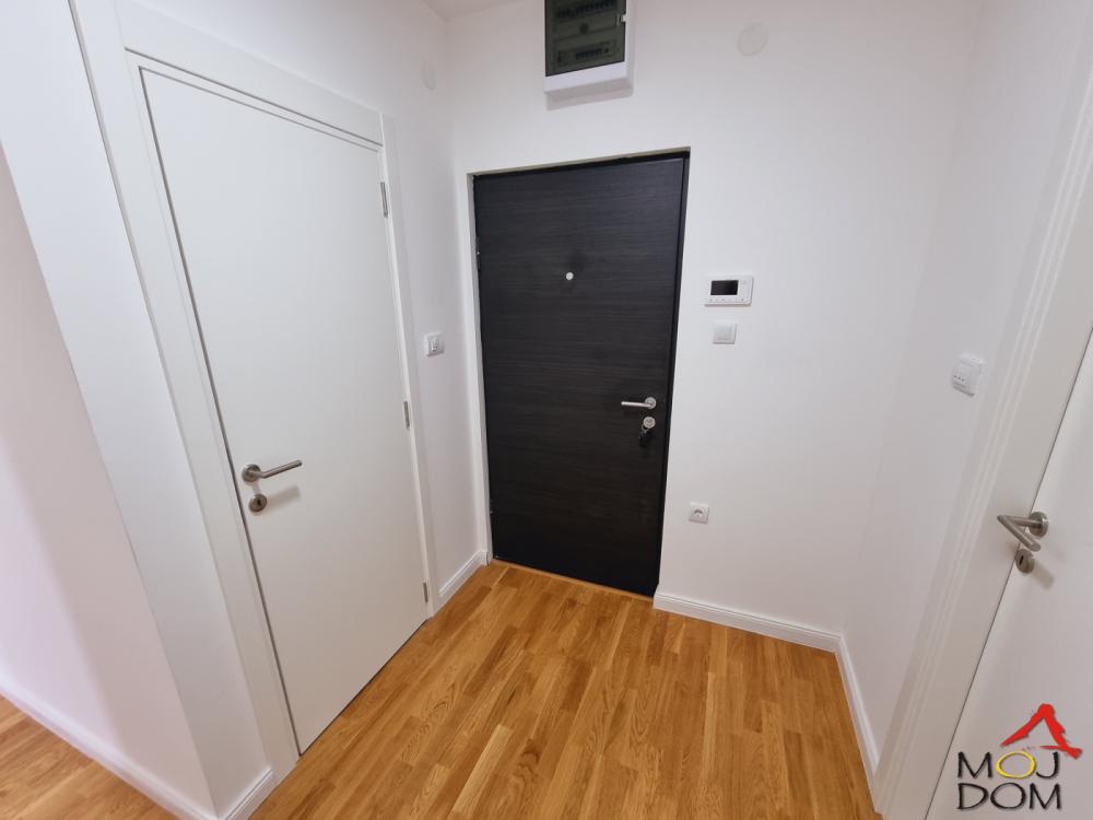 Slika 4 - Stan,NOVI SAD,SOMBORSKI BULEVAR,kv: 63, € 169950, ID: 1032095