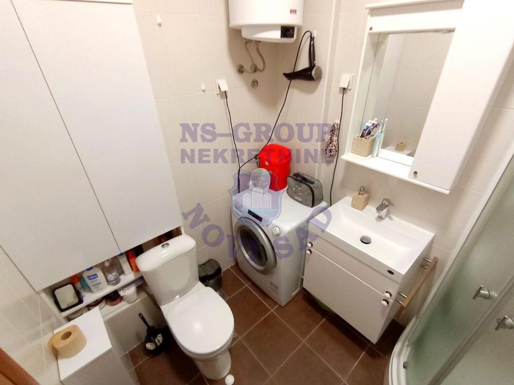 Slika 6 - Jednoiposoban, 43m2, Bulevar Evrope Novi Sad, ima lift