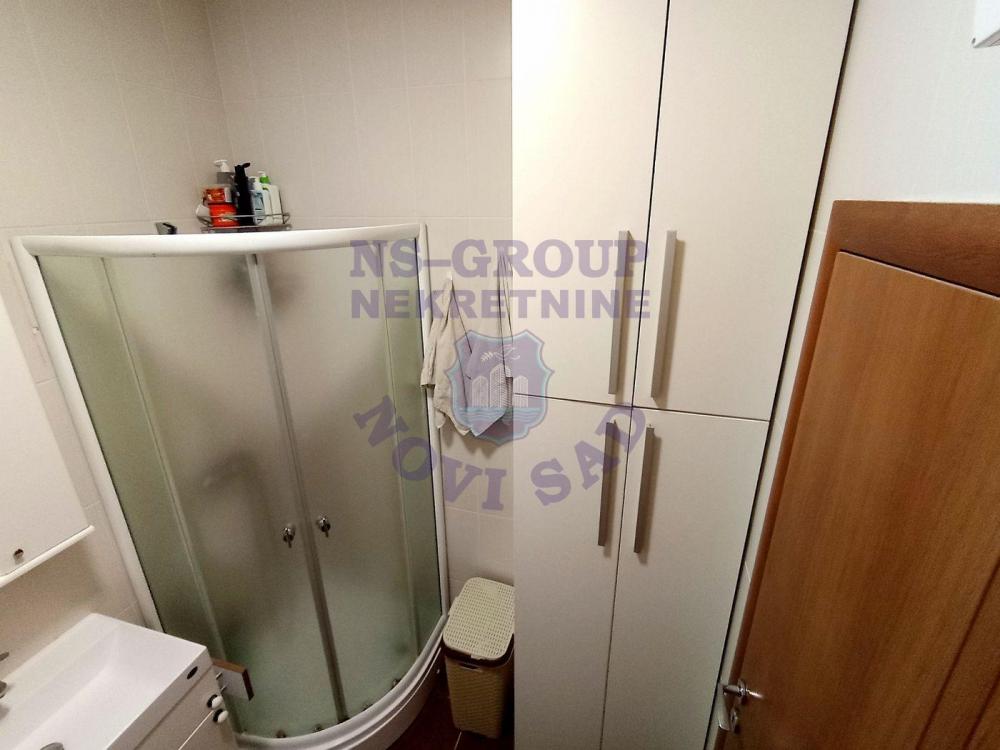 Slika 7 - Jednoiposoban, 43m2, Bulevar Evrope Novi Sad, ima lift