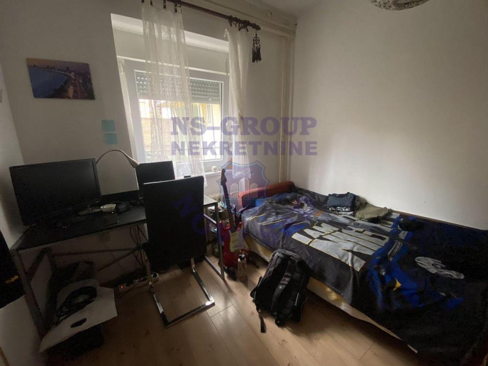 Slika 9 - Dvoiposoban stan u centru 