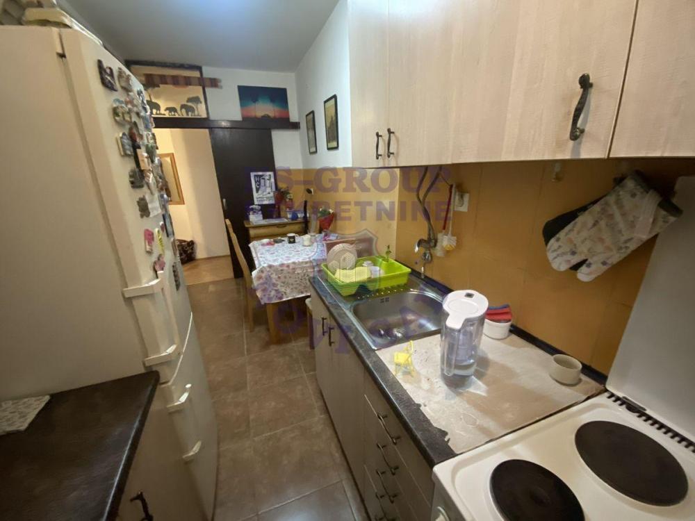 Slika 5 - Dvoiposoban stan u centru 