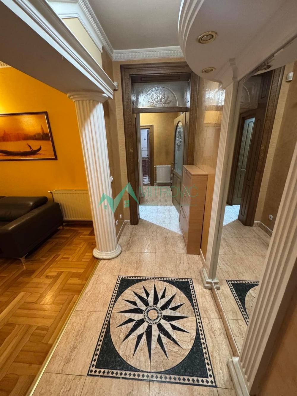 Slika 7 - Komforan, namešten dvosoban stan, sa terasom, u centru Novog Sada-retko u ponudi 