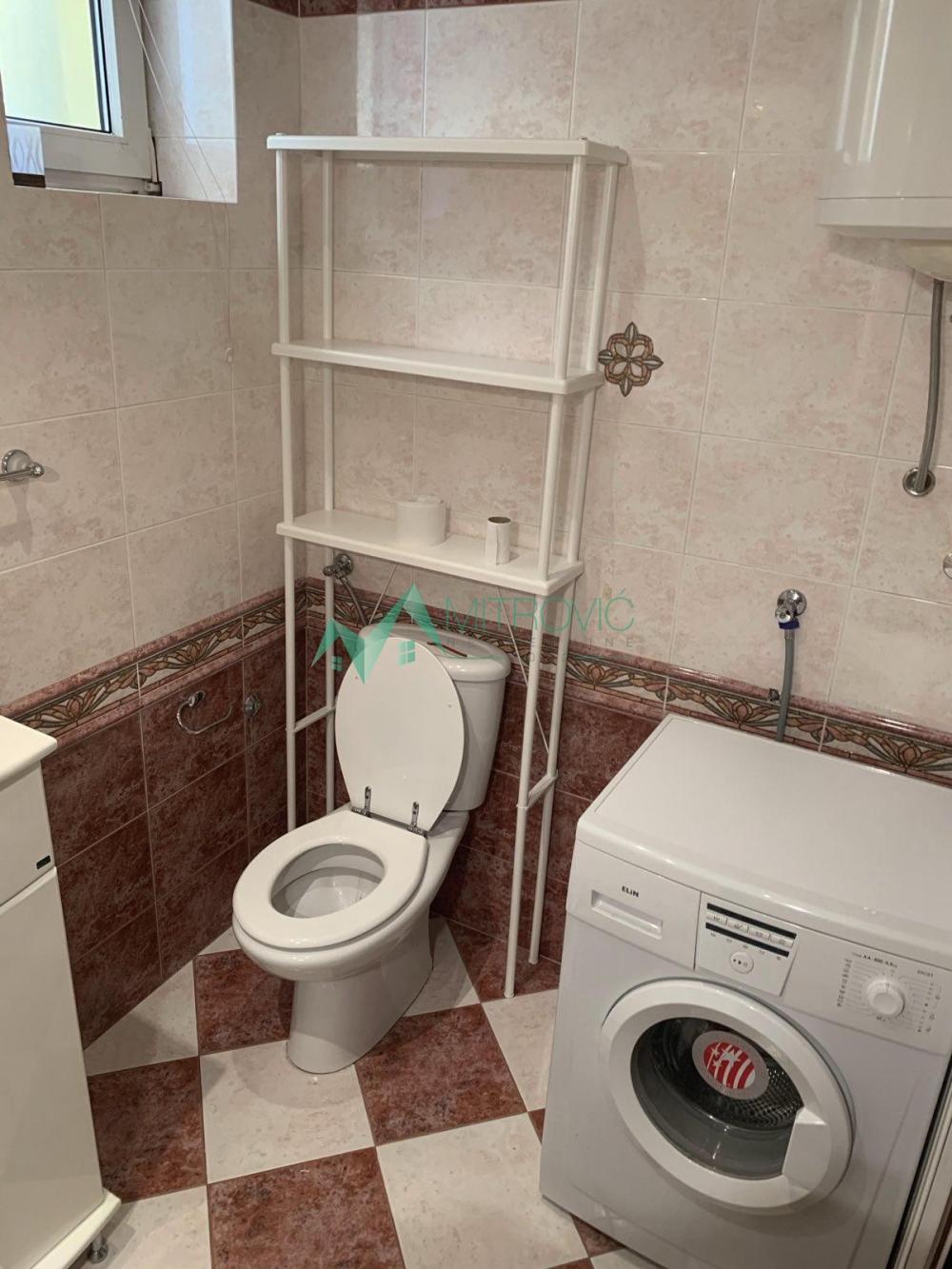 Slika 11 - Komforan, namešten dvosoban stan, sa terasom, u centru Novog Sada-retko u ponudi 