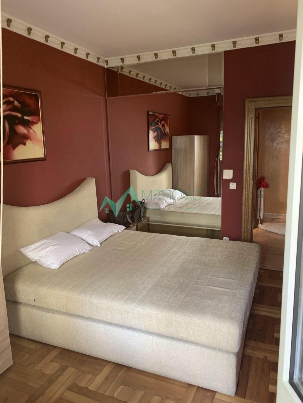 Slika 4 - Komforan, namešten dvosoban stan, sa terasom, u centru Novog Sada-retko u ponudi 