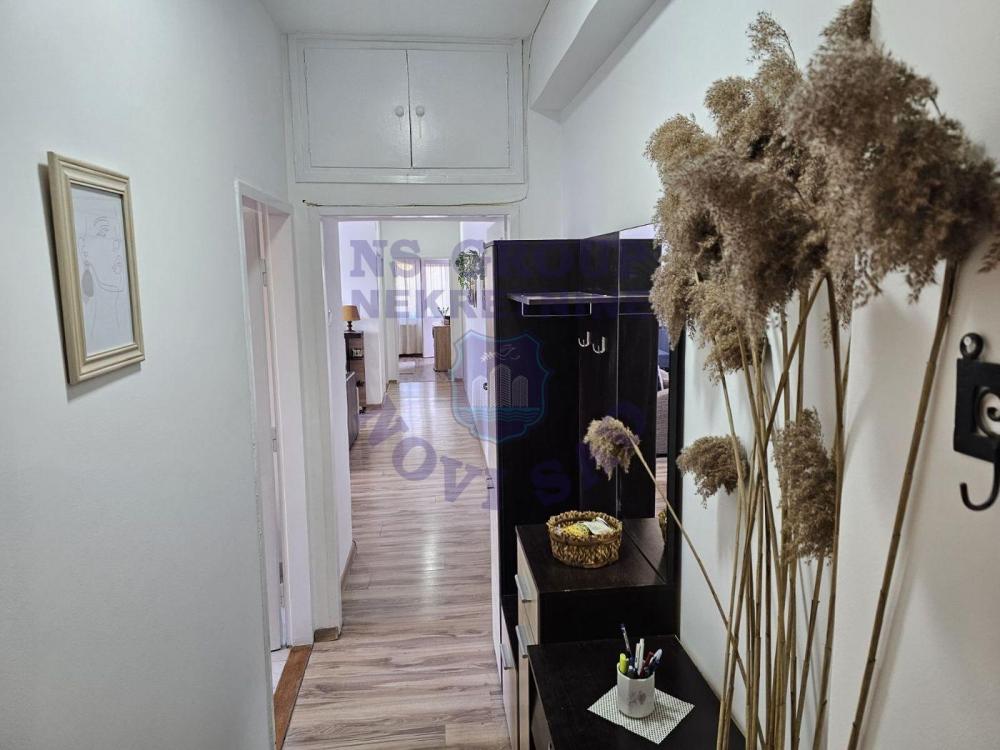 Slika 8 - Trosoban stan na odličnoj lokaciji!