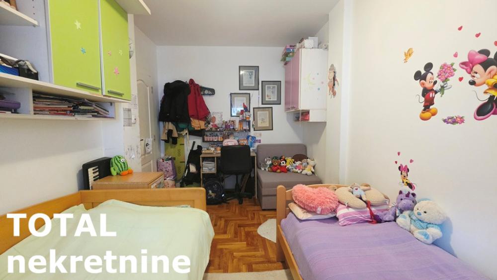 Slika 5 - Stan,PETROVARADIN,PETROVARADIN,kv: 39.00, € 115000, ID: 1102521