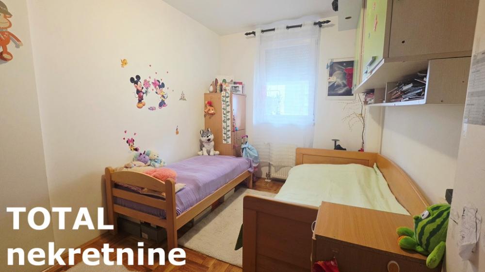 Slika 3 - Stan,PETROVARADIN,PETROVARADIN,kv: 39.00, € 115000, ID: 1102521