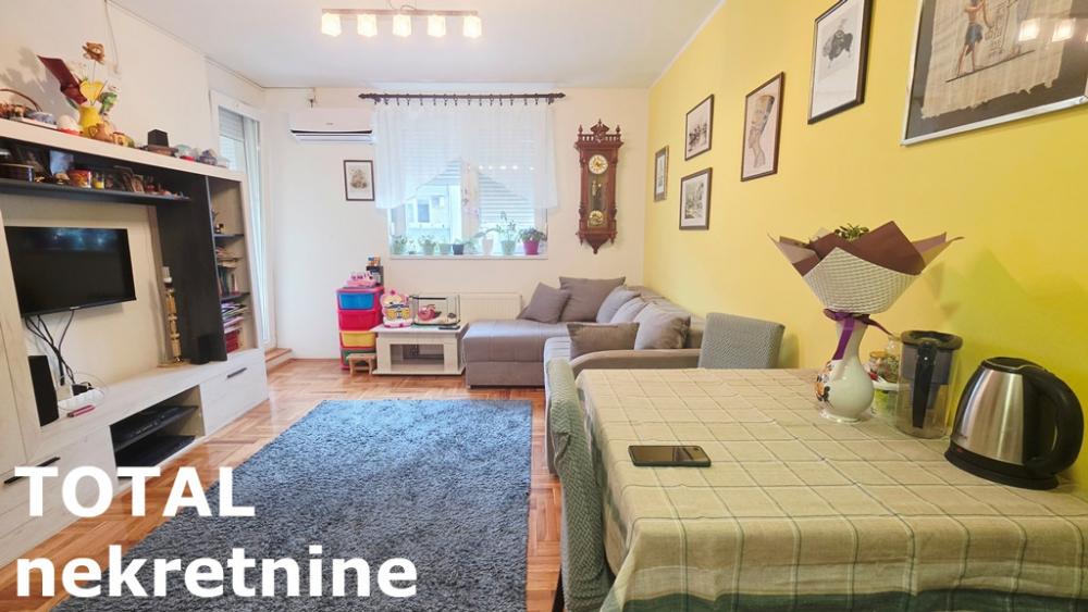 Slika 1 - Stan,PETROVARADIN,PETROVARADIN,kv: 39.00, € 115000, ID: 1102521