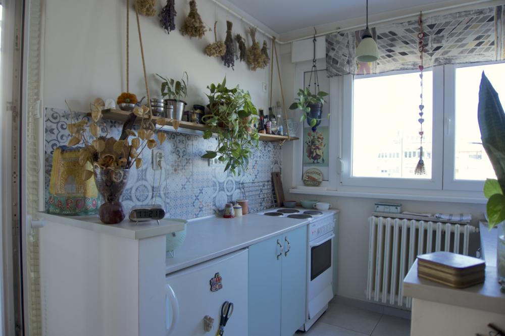 Slika 1 - Dvosoban, 55m2, Banatić Novi Sad, sa terasom, ima lift