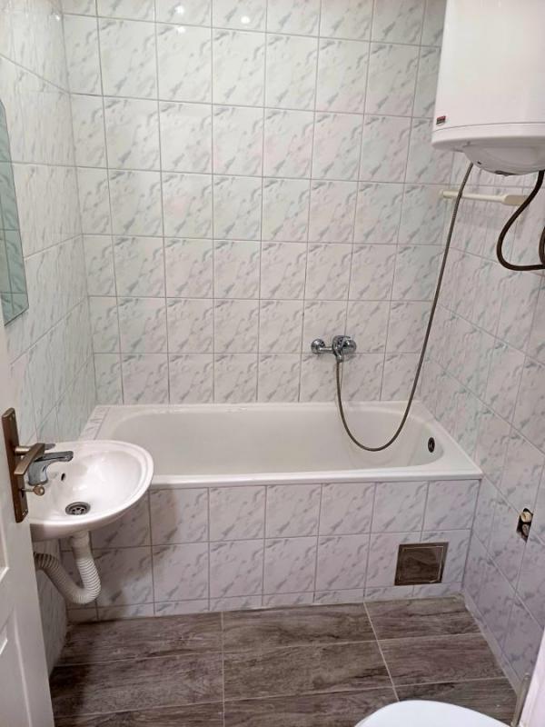 Slika 4 - Jednoiposoban stan na Podbari