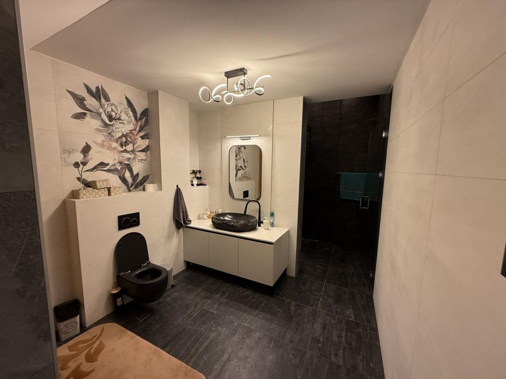 Slika 10 - Četvorosoban, 167m2, Sajmište Novi Sad, sa terasom, ima lift