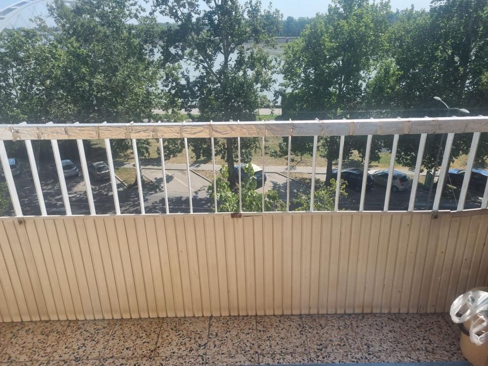 Slika 2 - TOP LOKACIJA! Odličan raspored