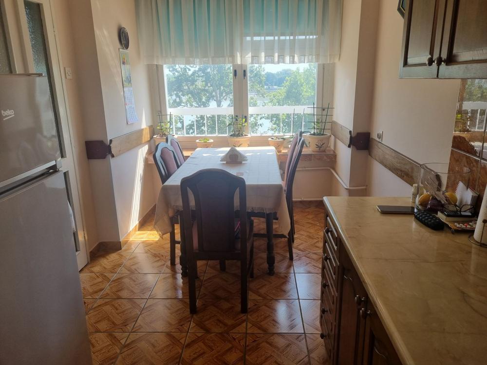 Slika 9 - TOP LOKACIJA! Odličan raspored