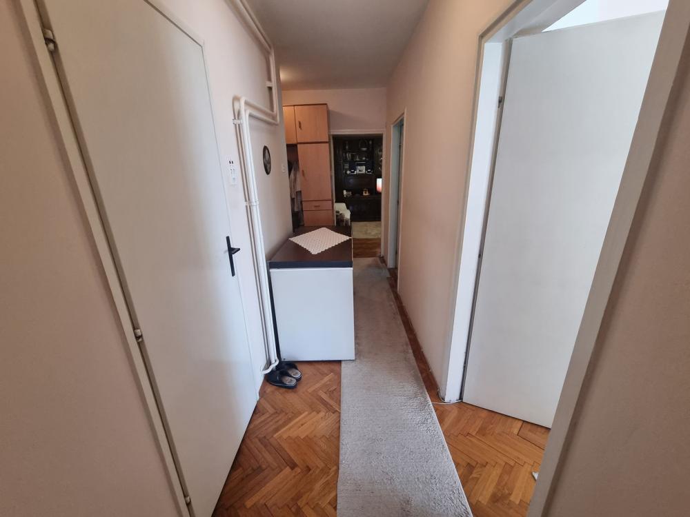 Slika 11 - TOP LOKACIJA! Odličan raspored