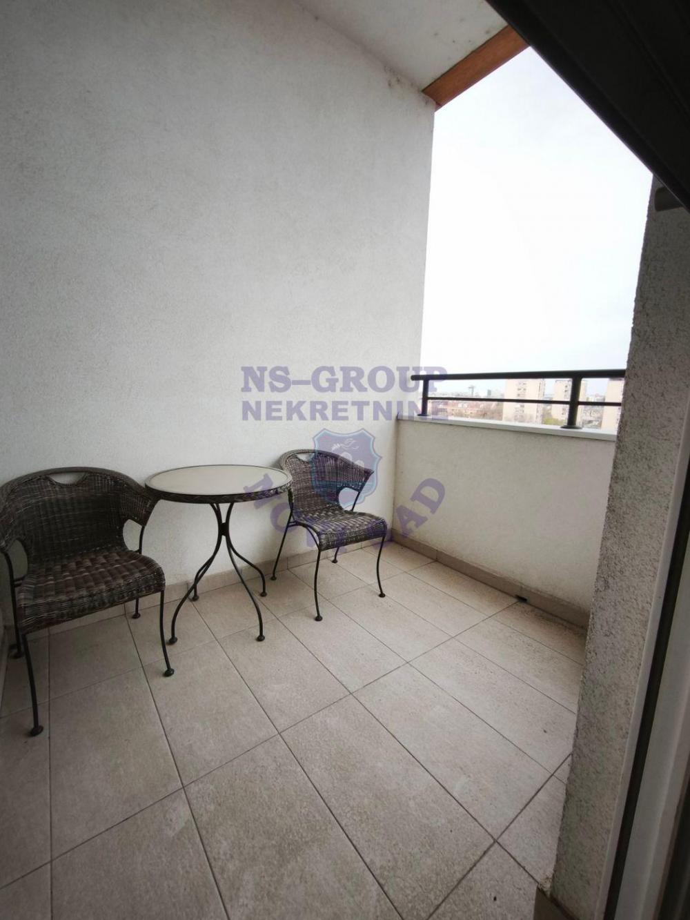 Slika 8 - Odličan jednoiposoban stan na Socijalnom!