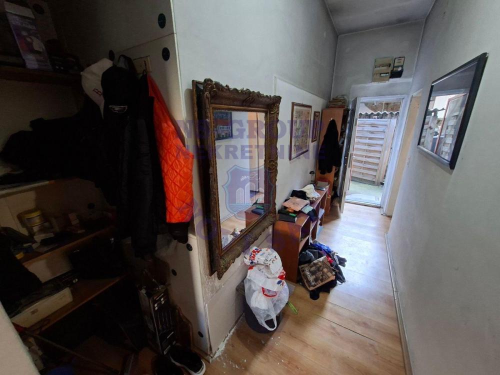 Slika 7 - Odličan dvorišni stan na Podbari!